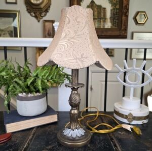 Vintage Style Gilded Table Lamp & Bell Shade | 17" Tall | Max 40W | Canarm 2003